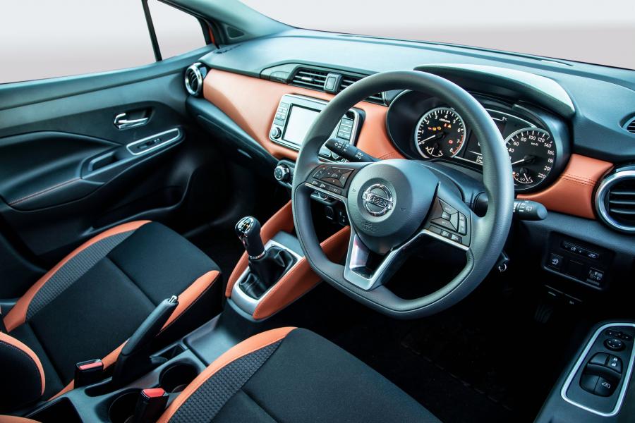 Интерьер Nissan Micra (K14) 2018 года  (ZA) (фото 14 из 40)